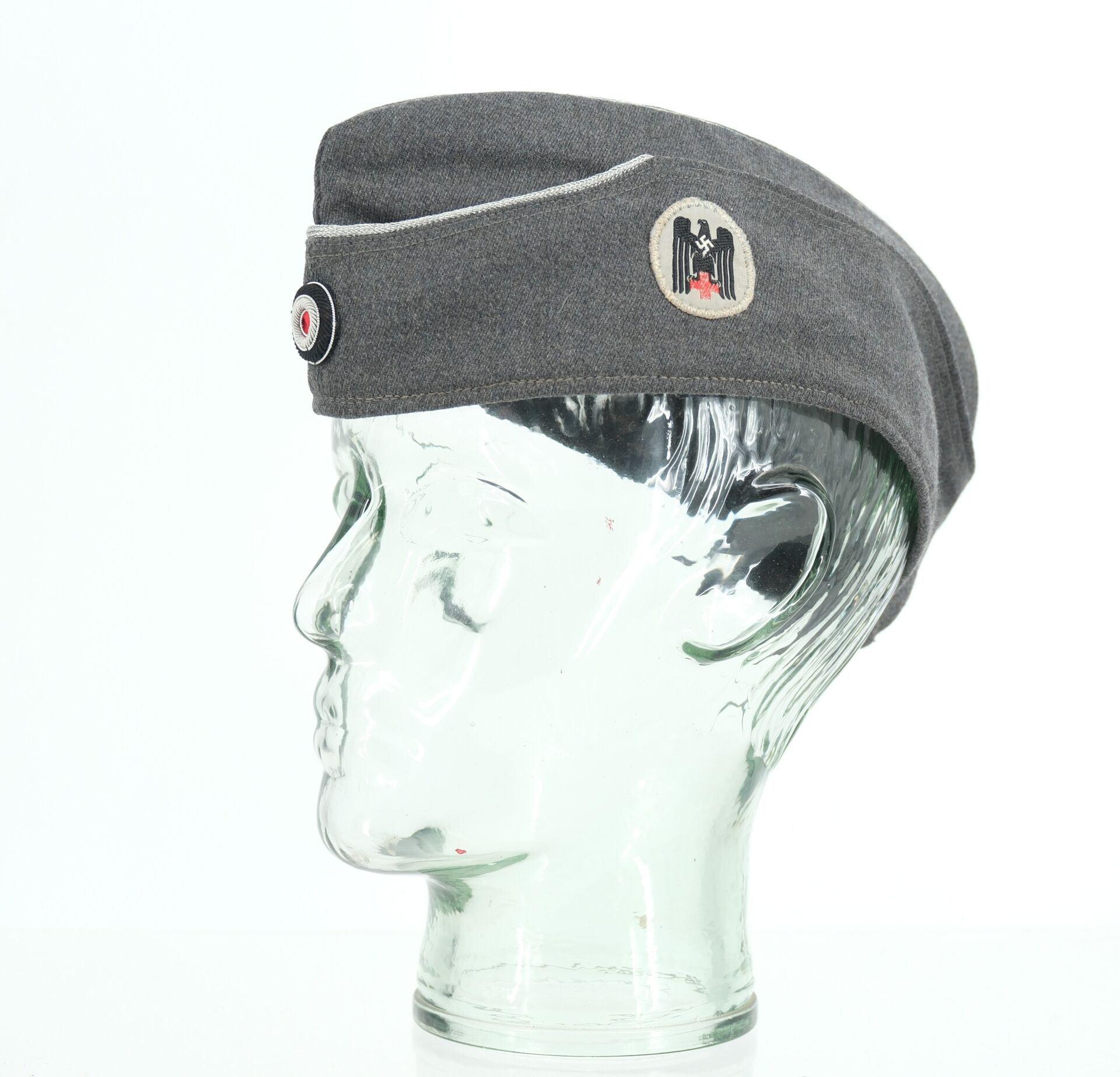 Calot d'officier du DRK.