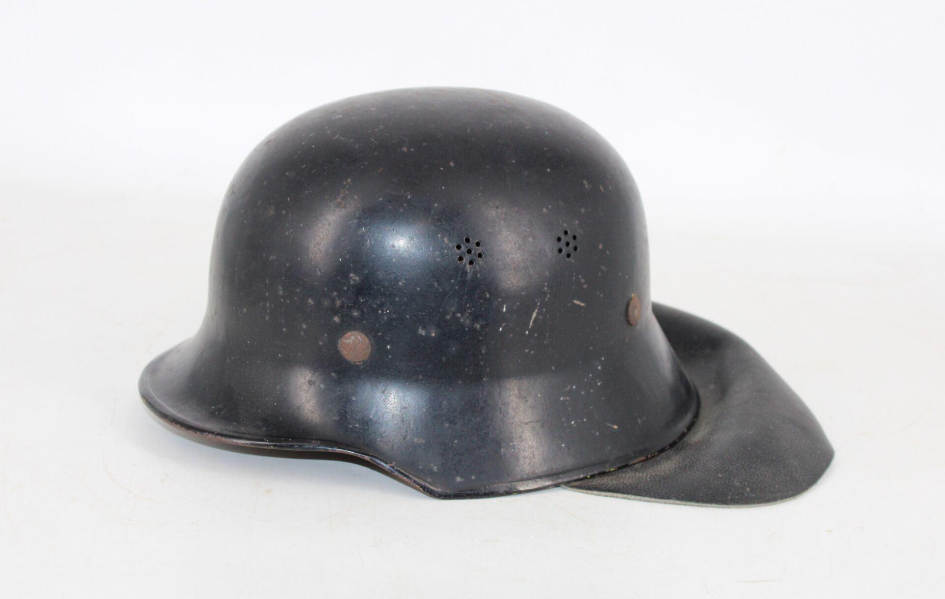 Casque de pompiers - Modèle 34 .