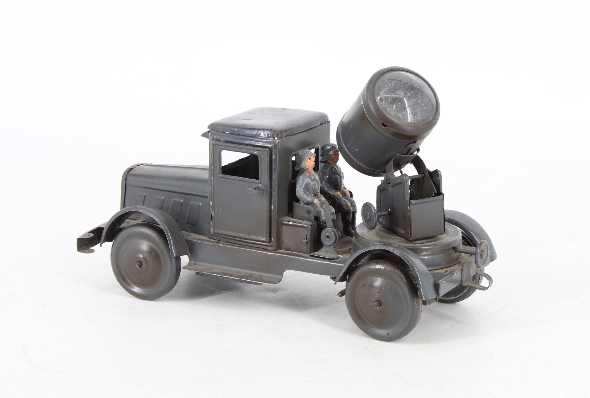Camion & projecteur anti-aérien - HAUSSER.
