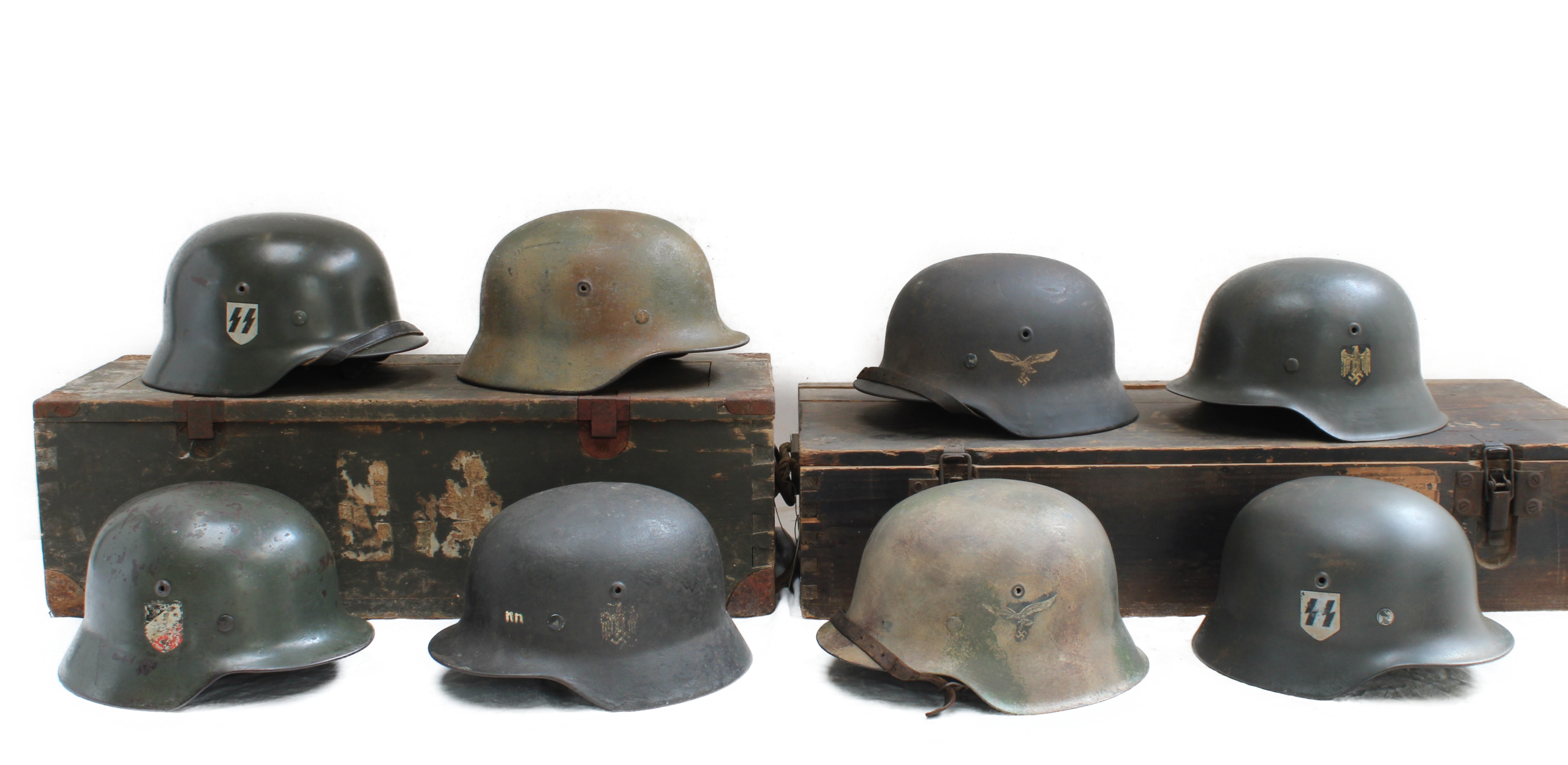 Collections de coiffes & casques des Armée du Reich