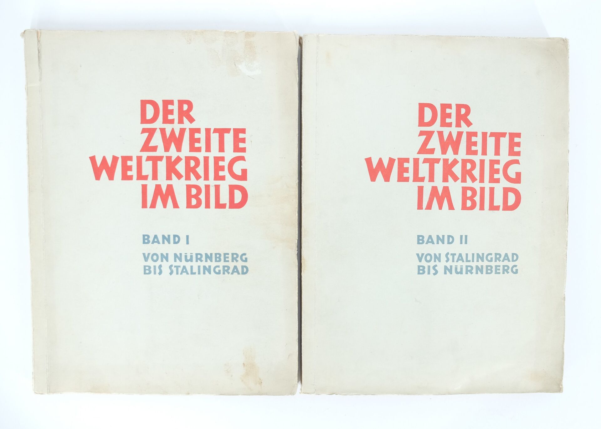 Deux albums d'images à collectionner sur la seconde guerre mondiale