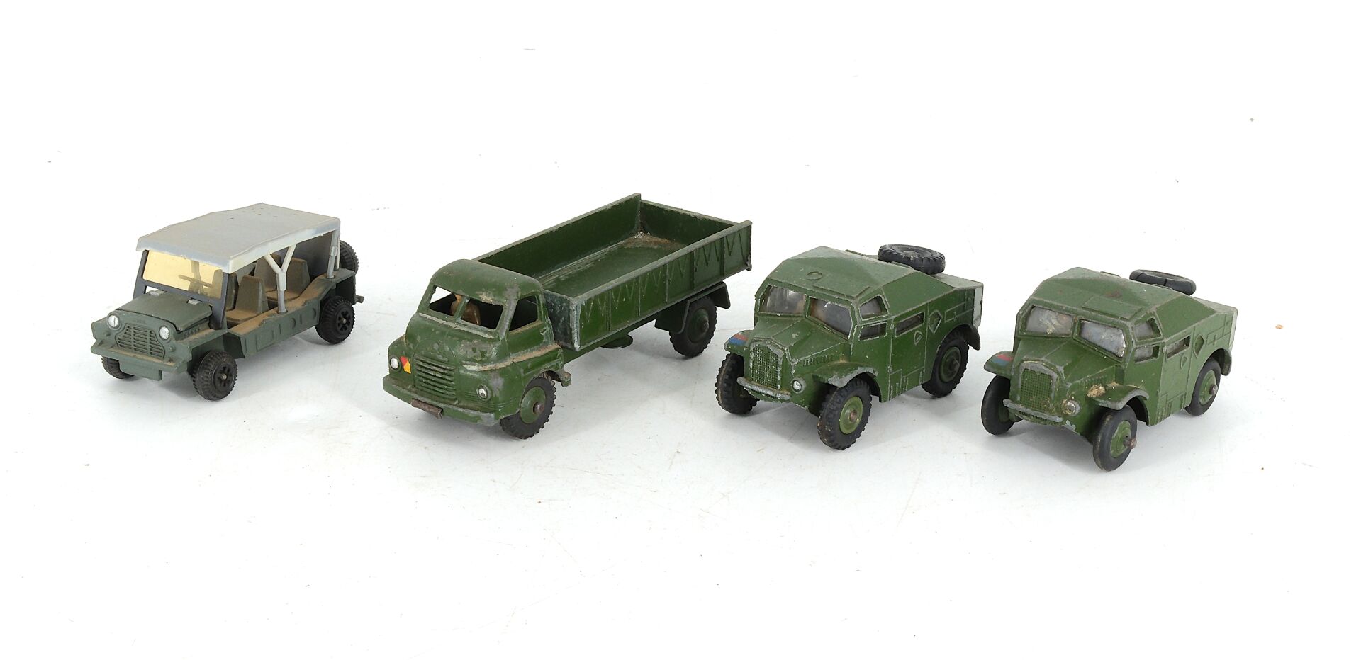 Lot de quatre véhicules - British Army