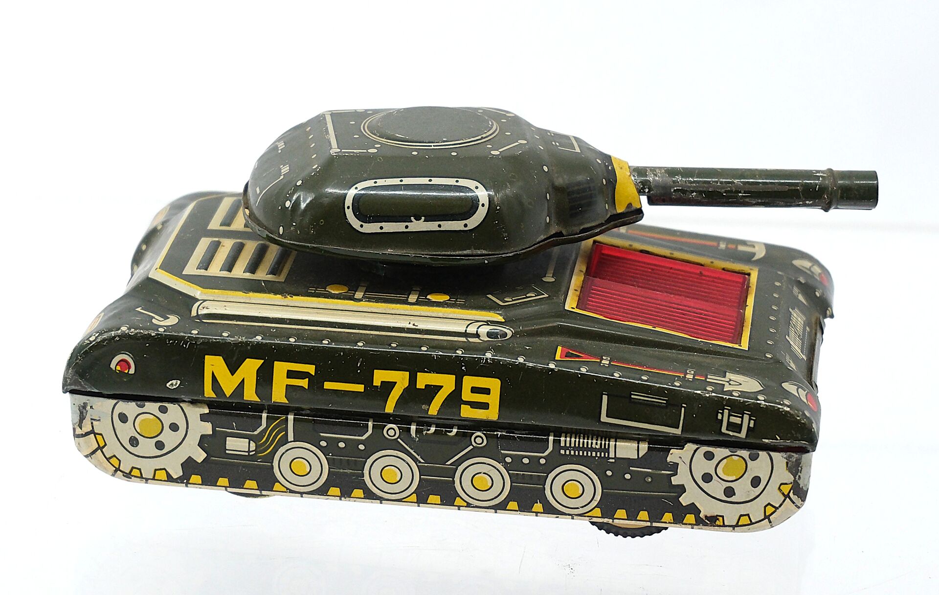 Quatre véhicules blindés – Image 6