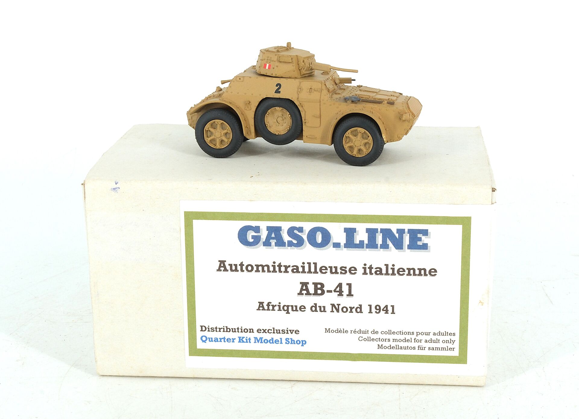 Automitrailleuse italienne AB-41