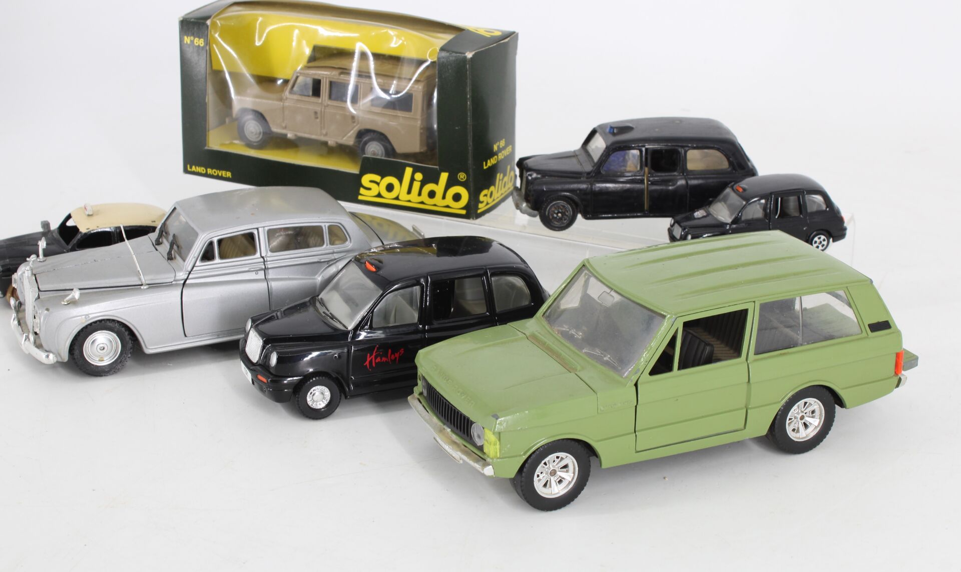 Lot de 7 véhicules miniatures britanniques – Image 2