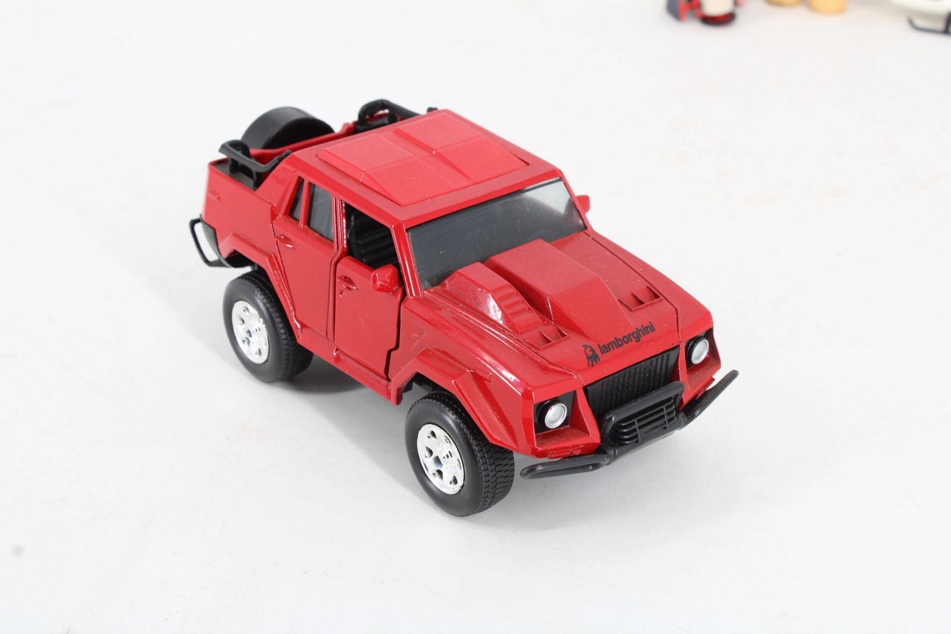 4x4 Lamborghini & lot d'accessoires divers – Image 5