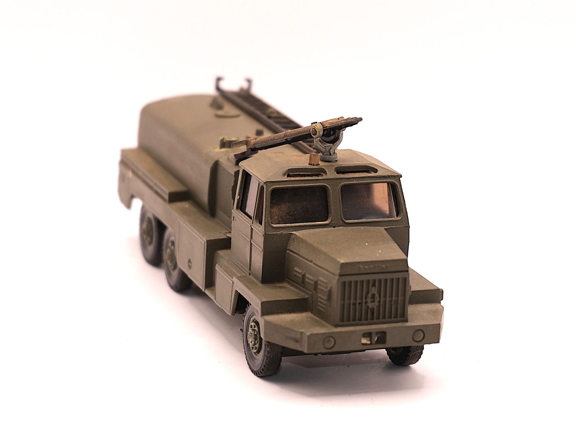 Camion Berliet lance mousse - Armée Française – Image 4