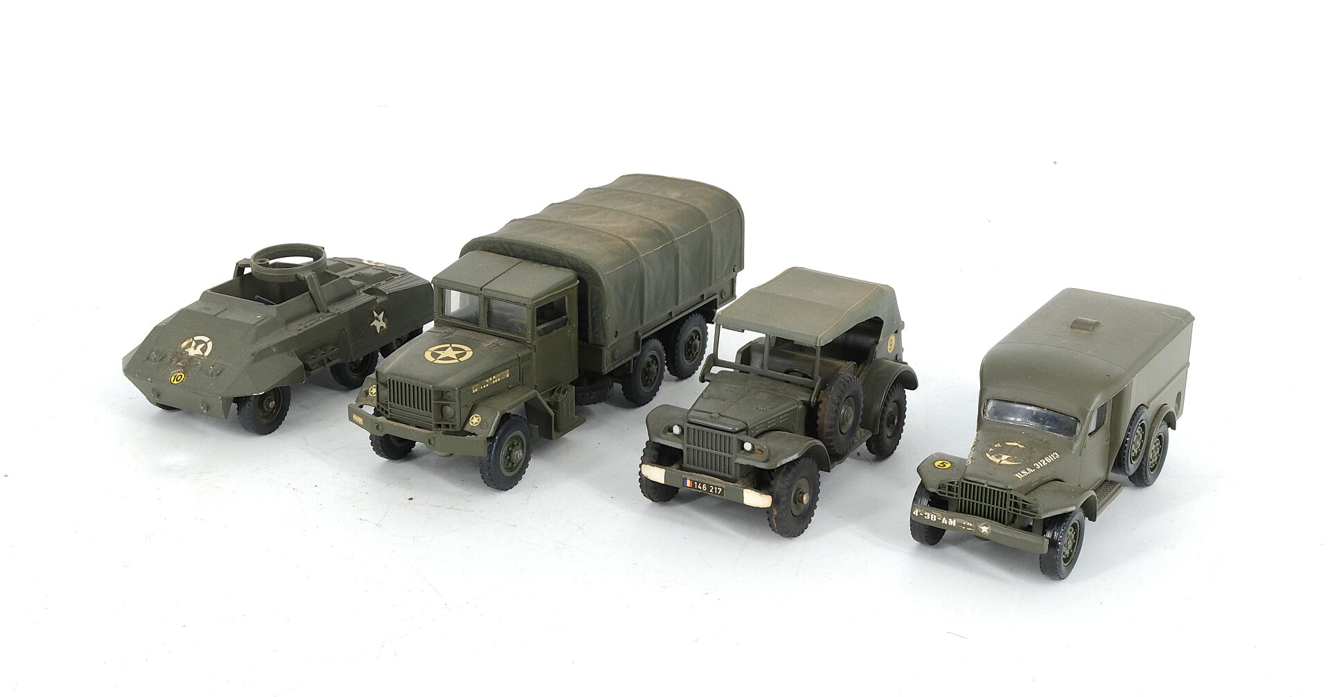 Lot de quatre véhicules - US Army